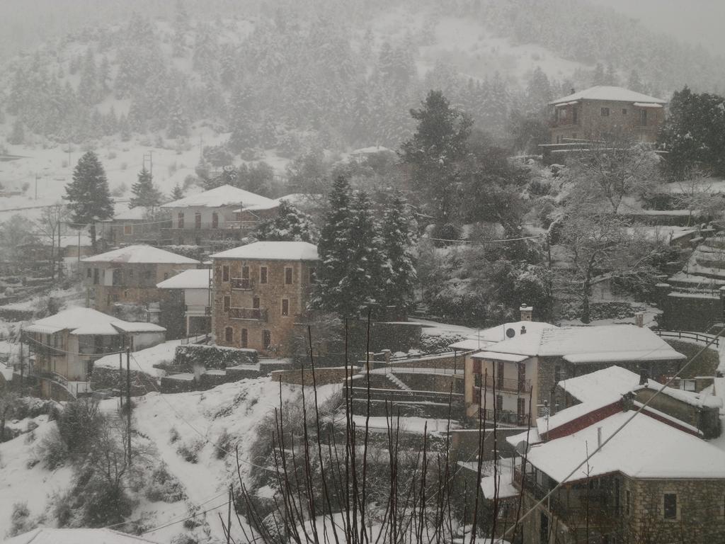 Thea Valtessinikou Hotel Buitenkant foto