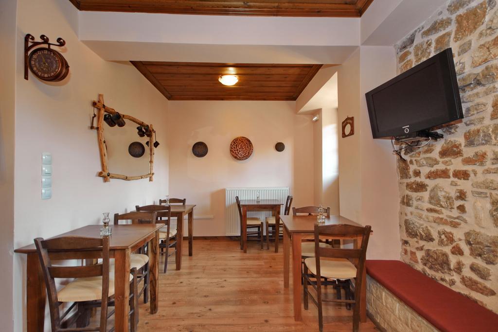 Thea Valtessinikou Hotel Buitenkant foto